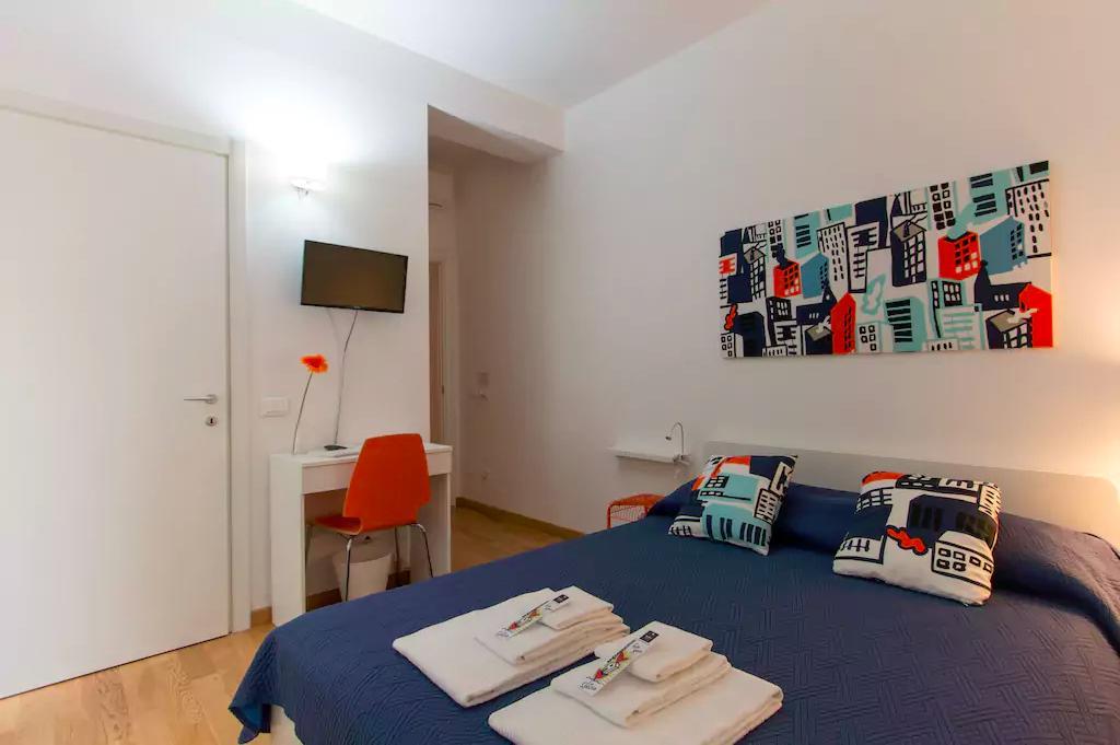 Via Colombo Holiday Rooms La Spezia Bagian luar foto
