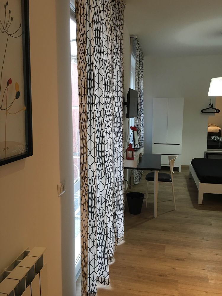 Via Colombo Holiday Rooms La Spezia Bagian luar foto